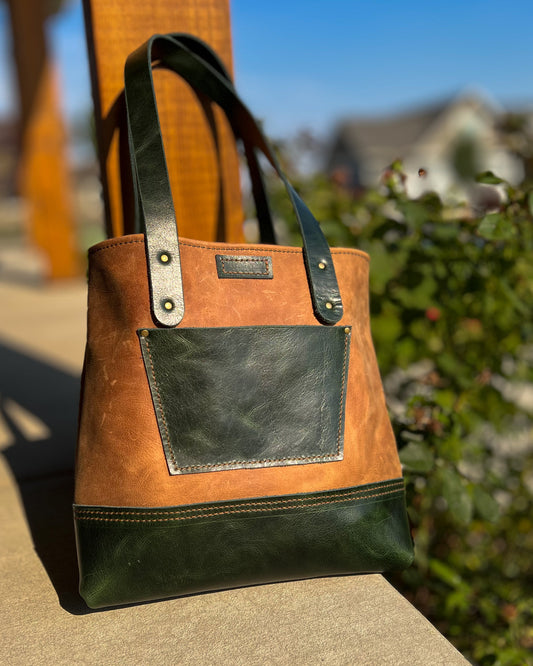 Classic Tote - Crazy Horse Brown & Emerald