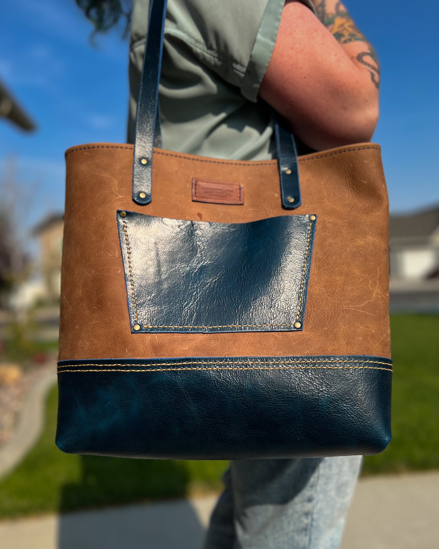 Classic Tote - Crazy Horse Brown & Blue